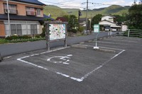 Medium_障碍者用駐車場 (640x425)